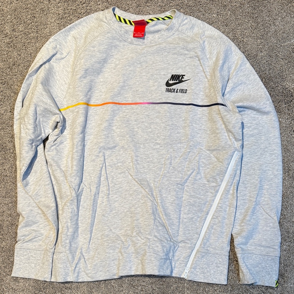 Nike Light Gray Long Sleeve Crewneck and Pants